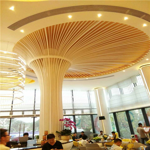 广东木纹弧形铝方通天花 异形铝方管吊顶