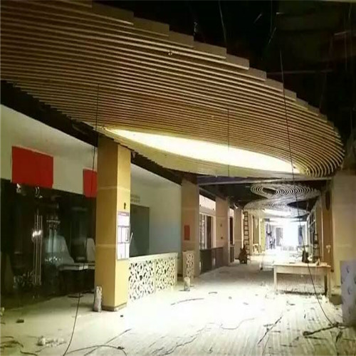 铝方通 弧形铝方通 弧形屏障铝方通天花
