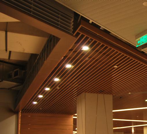 广州木纹铝方通吊顶　定制加工任意规格