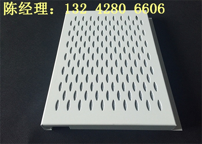 廣本4S汽車店吊頂外牆裝修