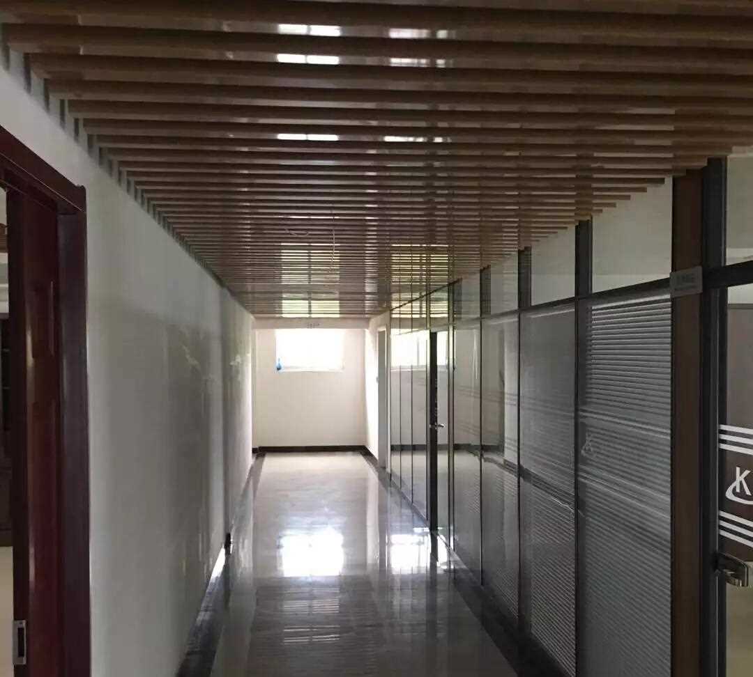 木纹U槽铝方通吊顶厂家直供