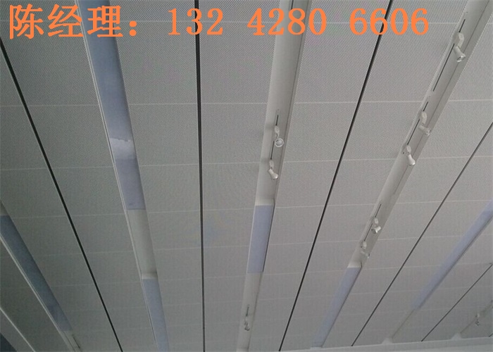 广东启辰4S店吊顶天花镀锌钢板
