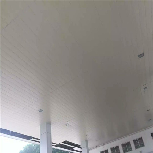 温州加油站高边防风条形铝扣板吊顶厂家