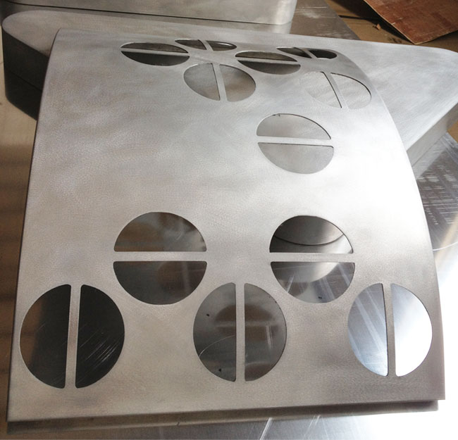 鏤空雕刻鋁單板建材材料多少錢一平方？