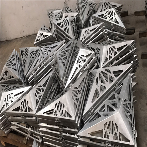 新款式鏤空雕花鋁單板加工上市