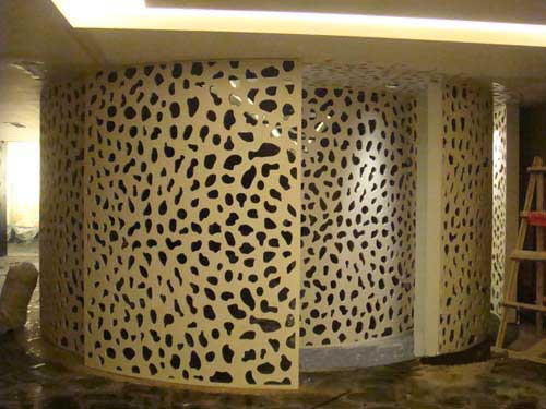 藝術鏤空雕花板 木紋雕花鋁單板幕牆