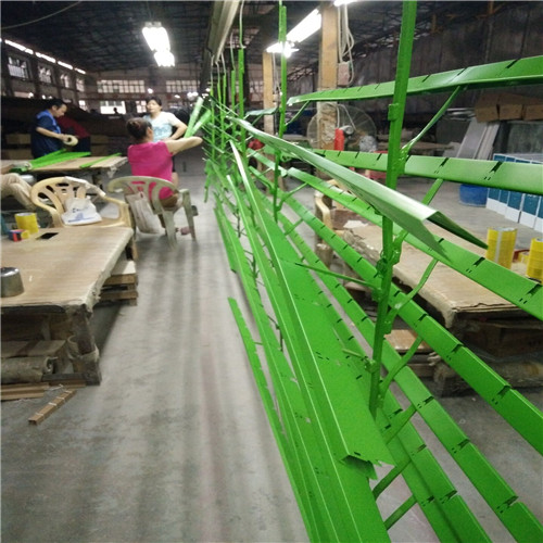 中国著名品牌铝格栅天花吊顶厂家
