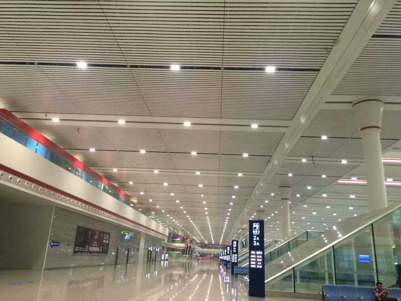 廣東U型鋁方通吊頂天花優惠廠家