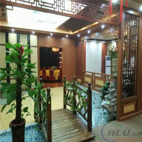 供應各種牌樓裝飾鋁窗花熱銷產品