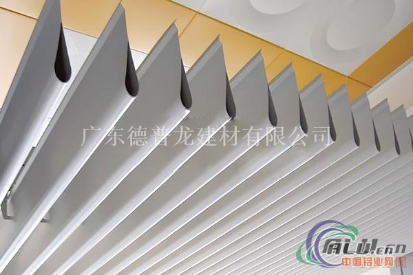 如何认识集成吊顶的安装、清晰以及风格选择-微孔铝扣板厂家直销