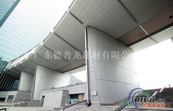 铝扣吊顶材料的选择以及保养-厂家直销铝扣板材料