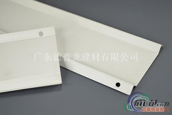 铝方通吊顶材料性能规格与特点介绍-微孔铝扣板吊顶厂家