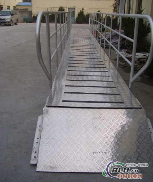 铝合金浮桥，铝桥，铝合引桥