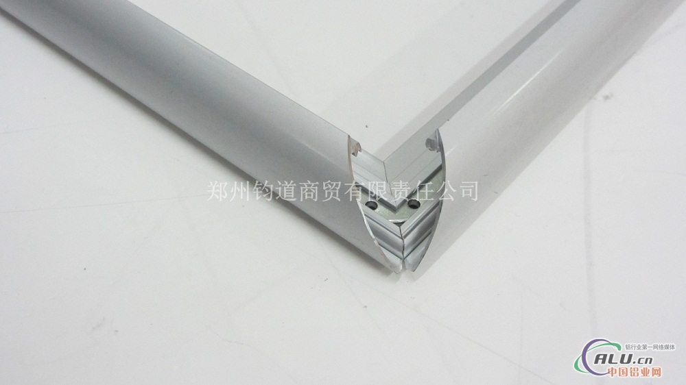 供应铝型材展板边框