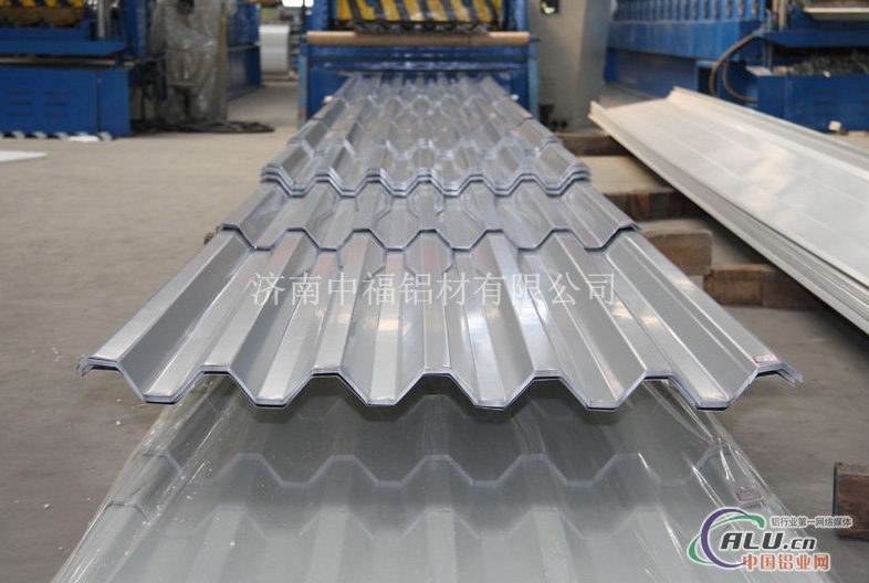 彩色瓦楞铝板、波纹铝板、3105瓦楞铝板