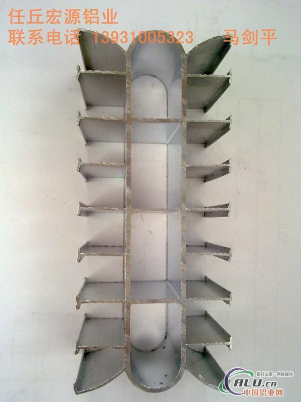 任丘宏源铝业生产各规格铝型材工业异型材隔热断桥门窗壁柜门邹新机房走线架LED边框铝管