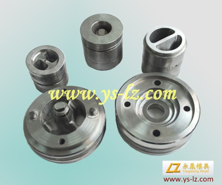 extrusion die