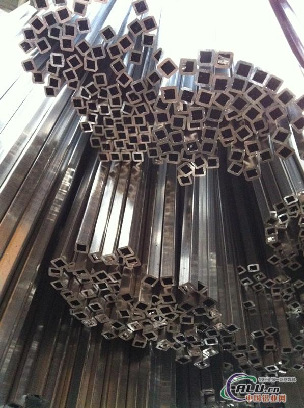 铝型材铝管方管（各种规格）