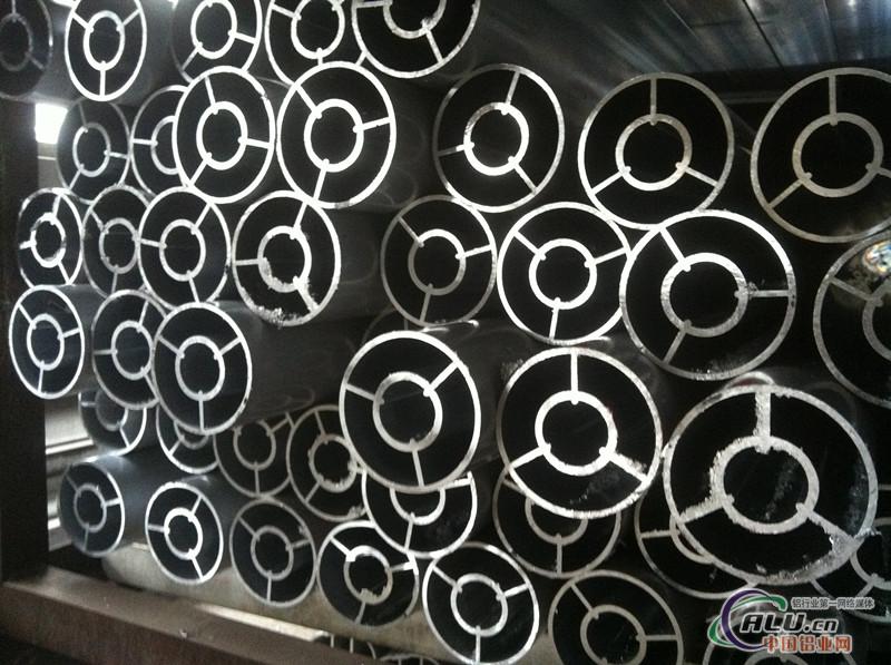 铝型材工业型材圆管（各种规格）