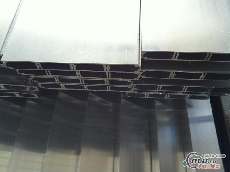 铝型材工业型材盖板（各种规格）