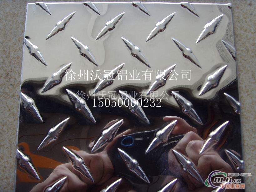 供应规格齐全镜面板徐州沃冠铝业