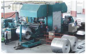 Aluminium foil jumbo roll