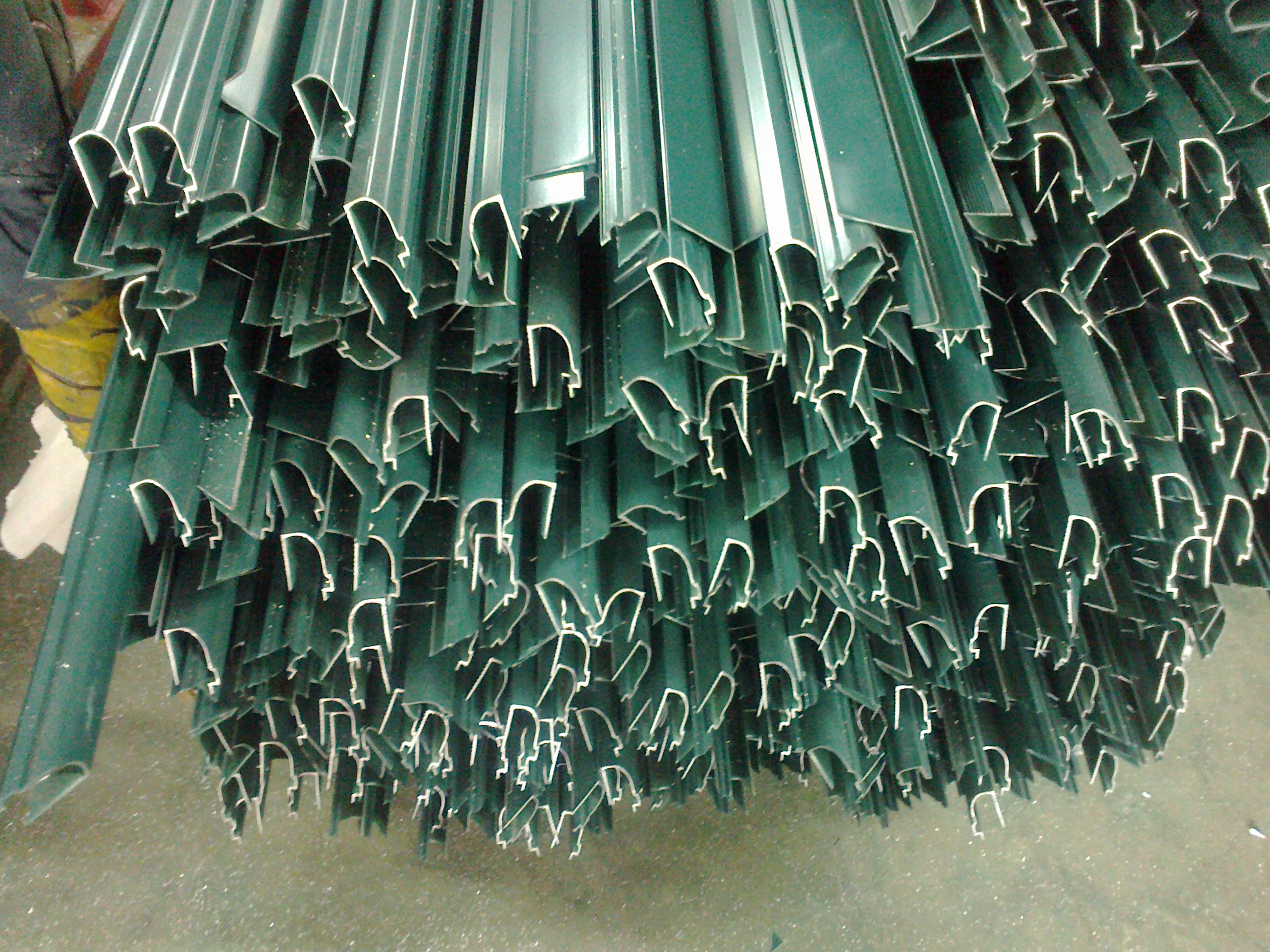 sell aluminum profile for window and door
