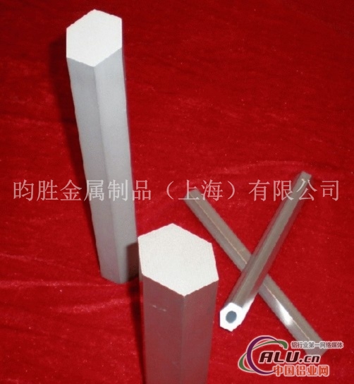 异型铝管6061厂家出厂特价成批出售。