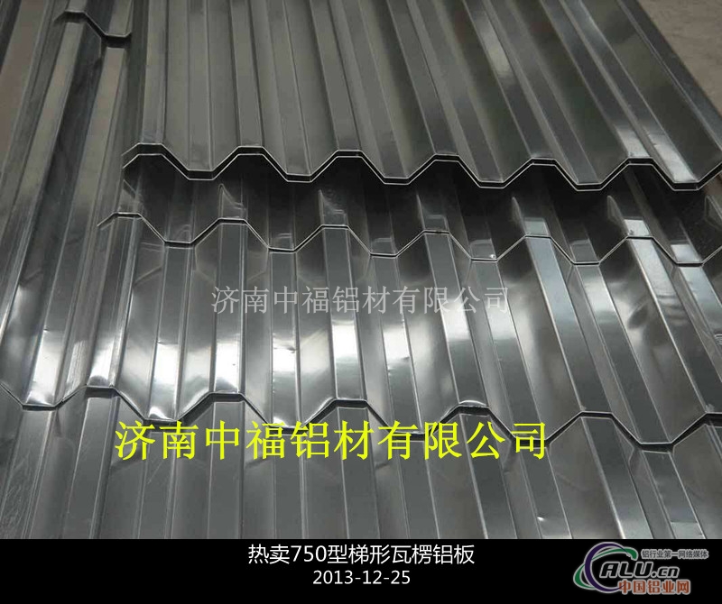 2013年厂家火热售卖瓦楞铝板型号规格