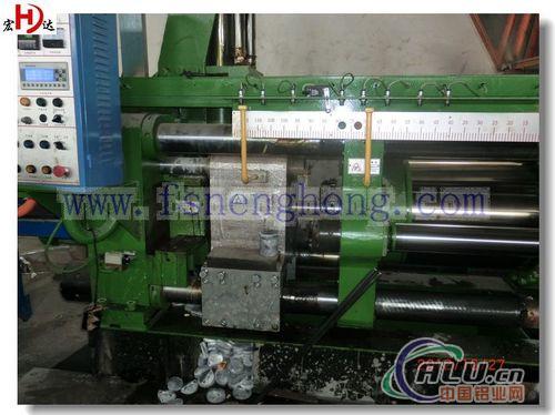 500T Aluminium extrusion press for small and thin profiles