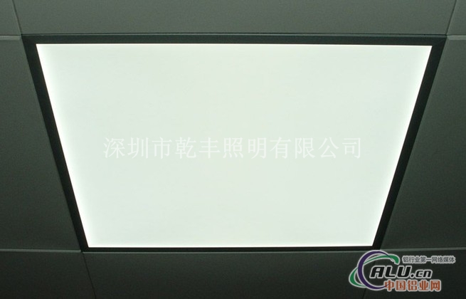 批量提供超薄LED平板灯边框