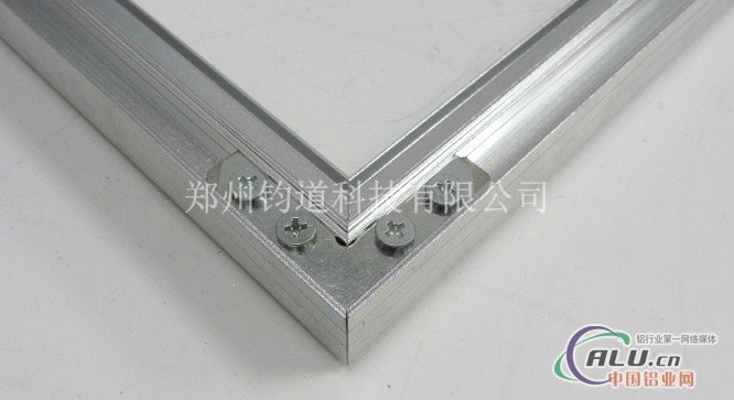 2CM电梯广告框非开启铝合金框