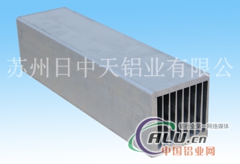 散热器  汽车音响散热器