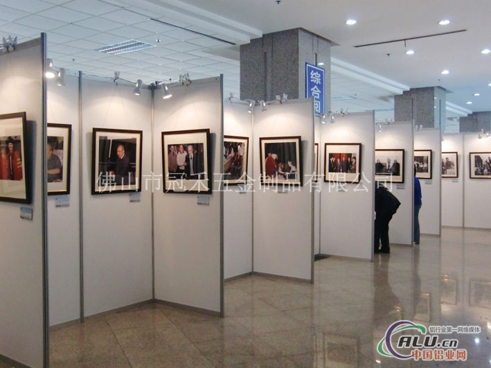 书法字画屏风展架 画廊艺术展架