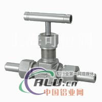 带接管对焊针型阀