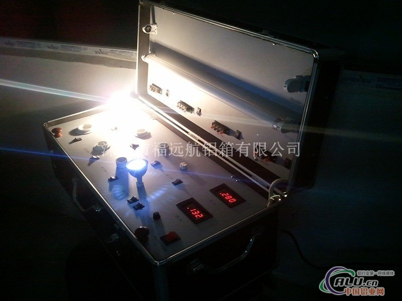 灯具演示 LED展示箱订做  LED测试箱