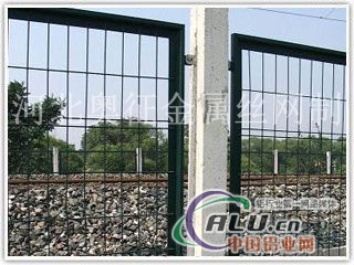 天津奥征主营产品—铁路护栏网