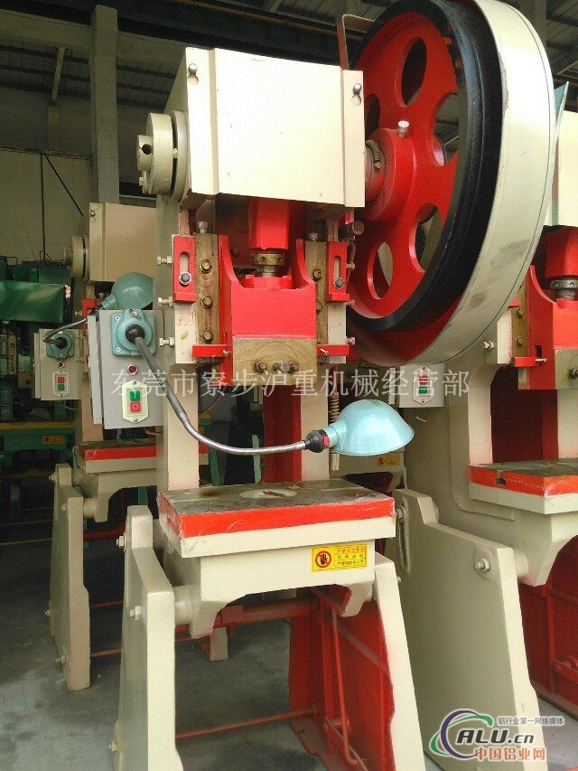 佛山冲床 东莞冲床 10吨冲床报价