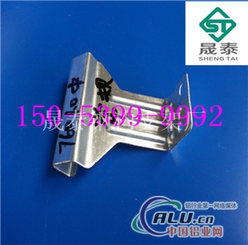 关于760角驰彩钢瓦支架安装使用
