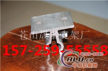 直立锁边防风固定夹具的介绍
