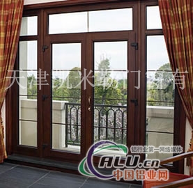 别墅洋房选用的铝木复合门窗