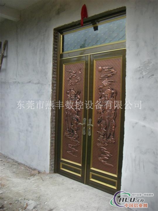 铝铜门雕刻浮雕机13652653169