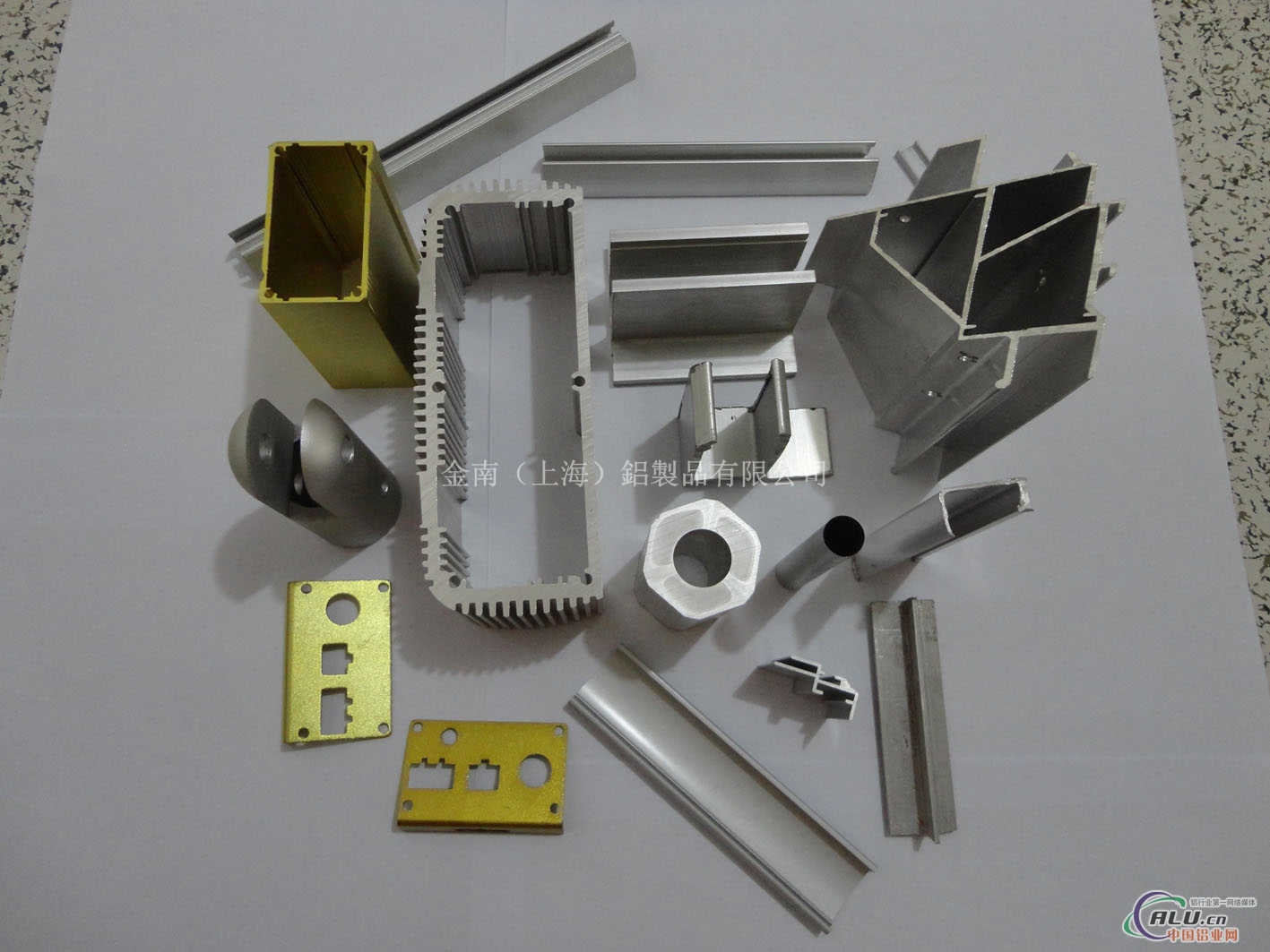 铝合金型材CNC准确机械加工