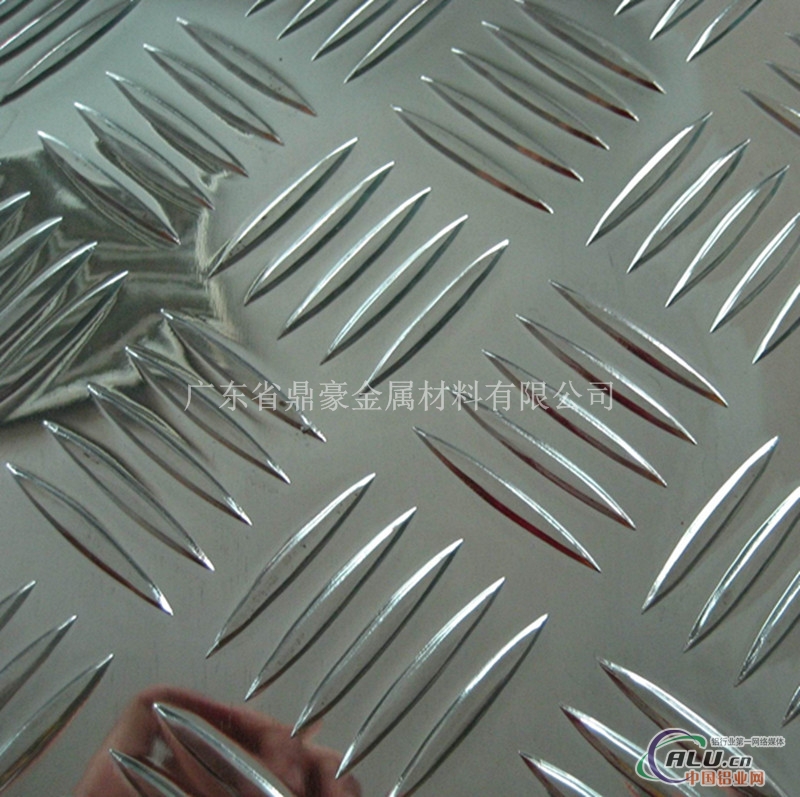 2011花纹铝板，大五条筋花纹铝板