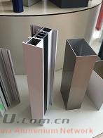 Aluminium extrued profile for architechtural and industry