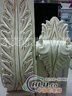 雕刻机生产厂家联络方式13652653169