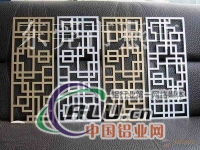 广东铝板镂花雕刻机13652653169