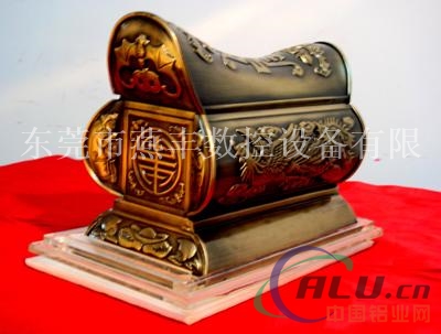广东深圳棺木浮雕雕刻机厂家13652653169