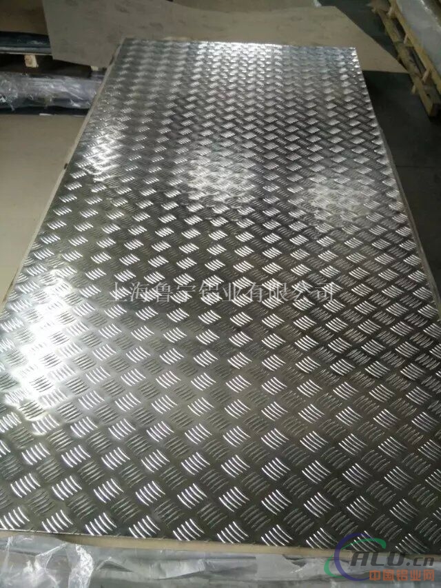 花纹铝板  规格齐全