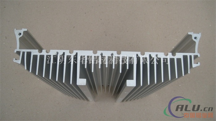 江阴东华铝材，生产散热器型材